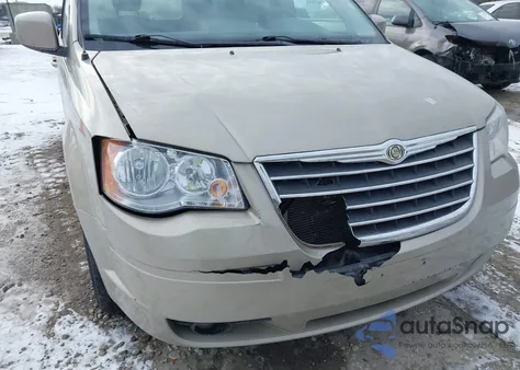 2009 Chrysler Town & Country Touring из США, поврежденный, VIN 2A8HR541X9R591104